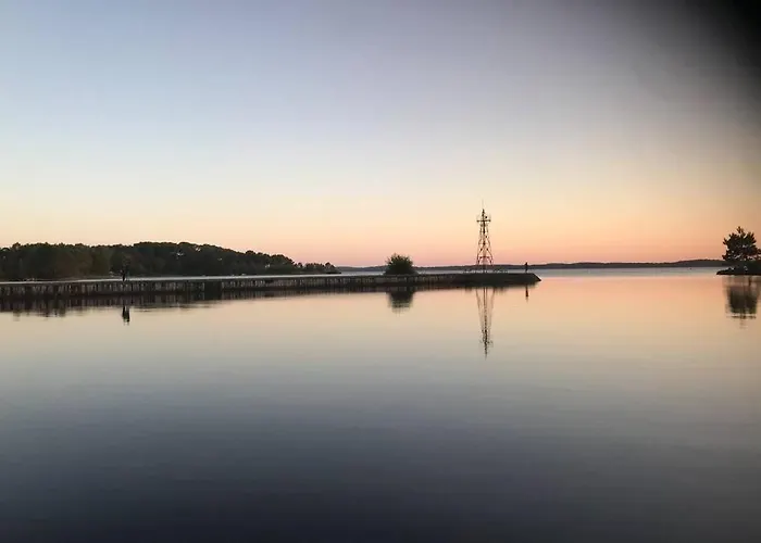 Maison Lumineuse à 100 M Du De *
