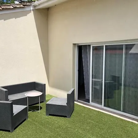 Maison Lumineuse A 100 M Du De Holiday home *