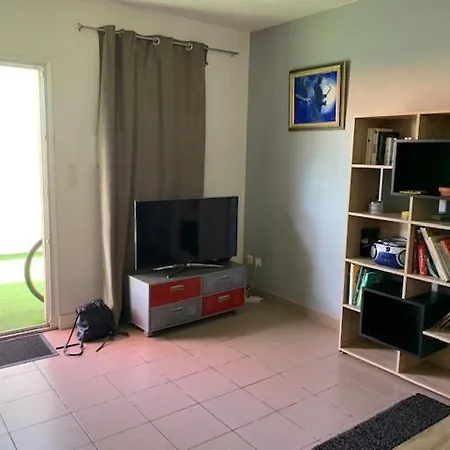Maison Lumineuse A 100 M Du De Prázdninový dům *
